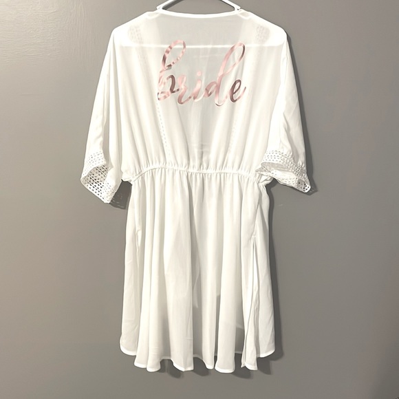 💍 Bridal Beach Cover-up! Super Cute White Kimono for Brides! 🌴 👙 - Picture 2 of 4